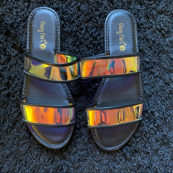 Sunny Feet Iridescent “Shoreline-27” Slides NWT - Picture 2 of 7